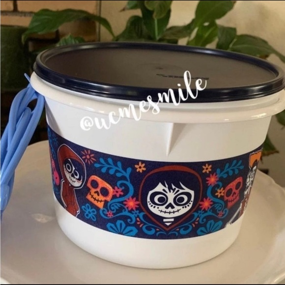 Tupperware Disney Coco Bucket with Carolier Handle - Picture 3 of 7